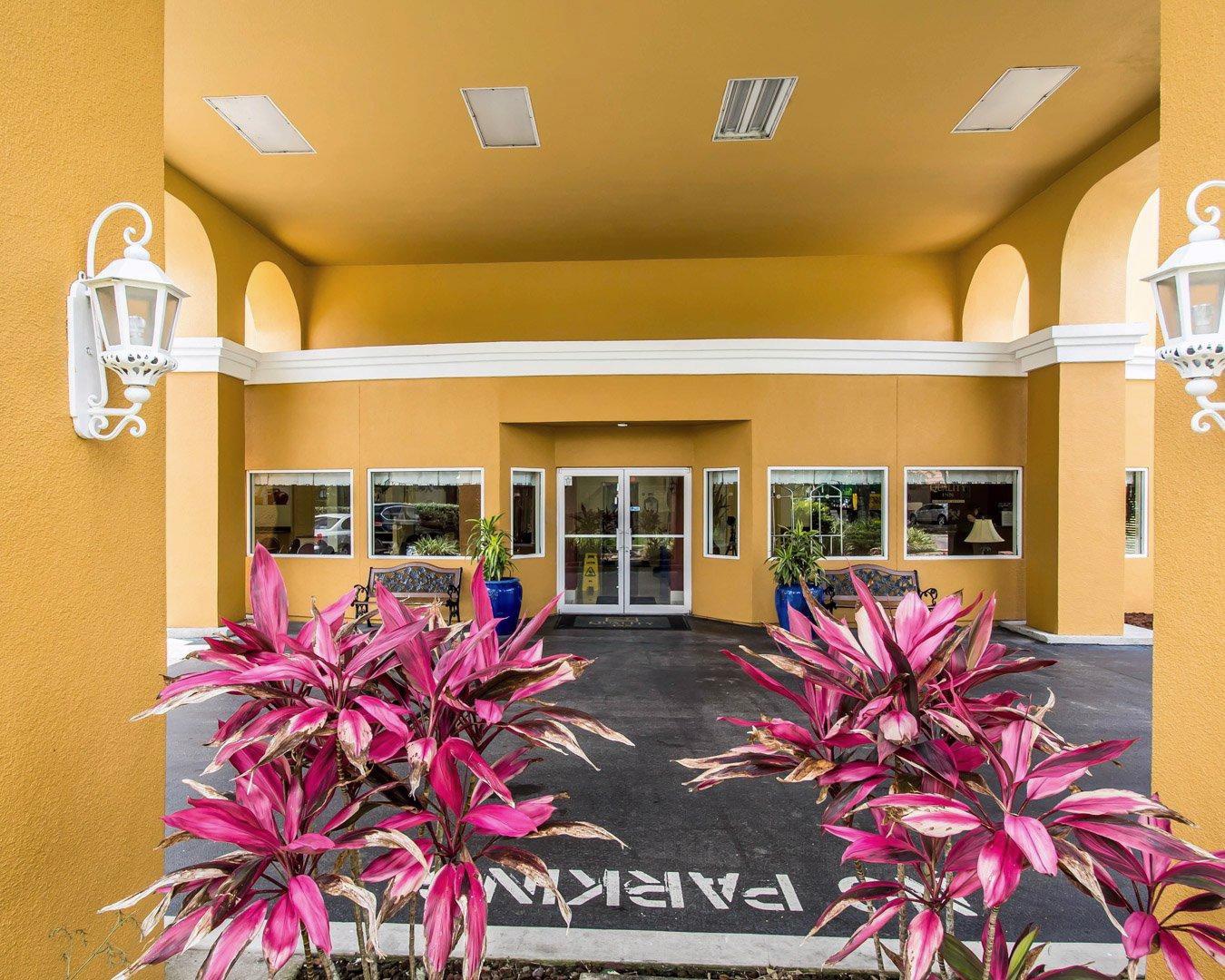 Quality Inn Sarasota I-75 Vamo Exterior photo