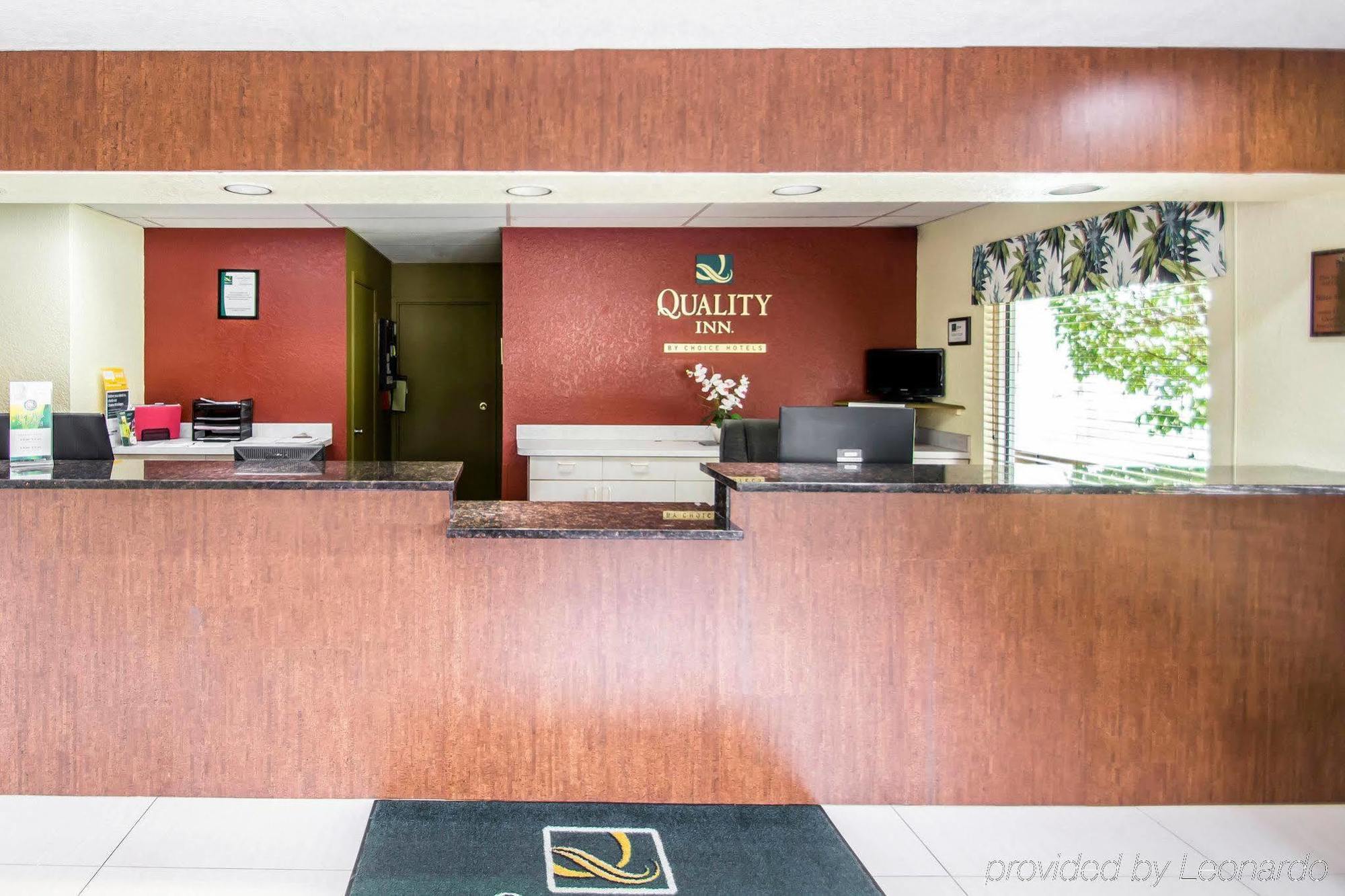Quality Inn Sarasota I-75 Vamo Exterior photo